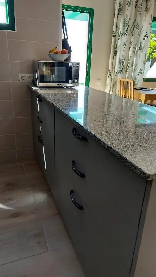 شقة بويرتو ذيل كارمين  في Bungalow Casa Papa -Pool View - Good Wifi إسبانيا